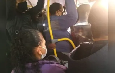Lotação em ônibus incomoda passageiros de Apucarana