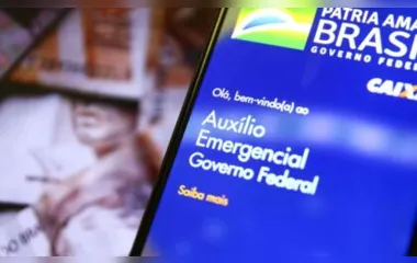 Candidatos com pelo menos R$ 1 milhão em bens receberam auxílio emergencial no Paraná