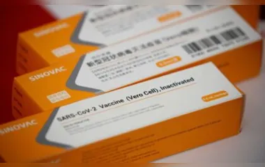 China autoriza uso de vacina da Sinovac