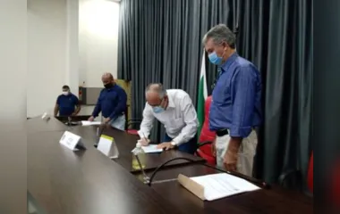 Toninho Garcia toma posse na Câmara de Vereadores de Apucarana