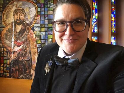 Igreja Evangélica Luterana elege bispo transgênero nos EUA