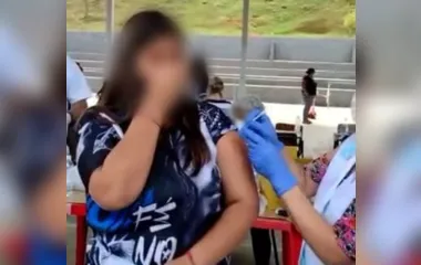 Após ver vídeo, mãe descobre que filha não foi vacinada