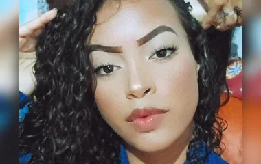 Cantora de brega morre aos 18 anos em acidente com Kombi