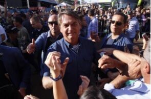 Em Maringá, Bolsonaro faz discurso minimizando inflação