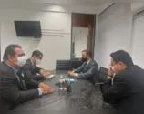 Em Brasília, prefeito Aquiles Takeda visita Senadores