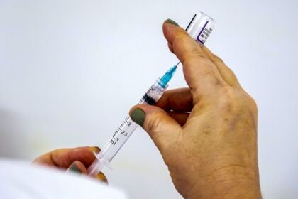 A ação foi proposta após a baixa cobertura dos imunizantes já elencados no esquema vacinal primário e da Covid-19