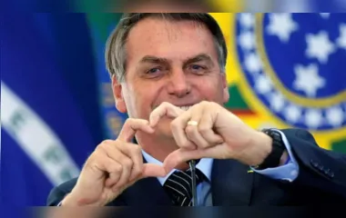 Jair Bolsonaro ganha prêmio na Mega-Sena em bolão com assessores