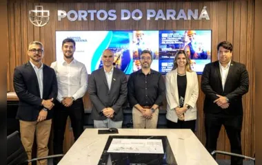 Comitiva comercial dos EUA visita o Porto de Paranaguá em busca de negócios