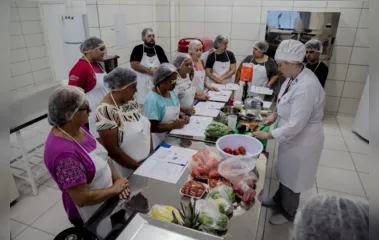 Apucarana inicia capacitações da Cozinha-Escola