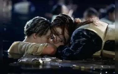 Porta do Titanic é leiloada; saiba por qual valor