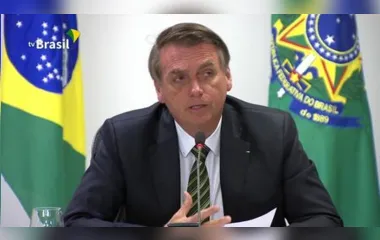 Bolsonaro diz que projeto para explorar terras indígenas está pronto
